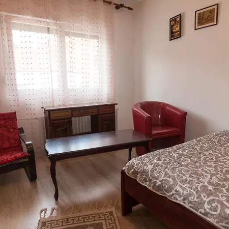 La Casa De Basta Bajina Basta