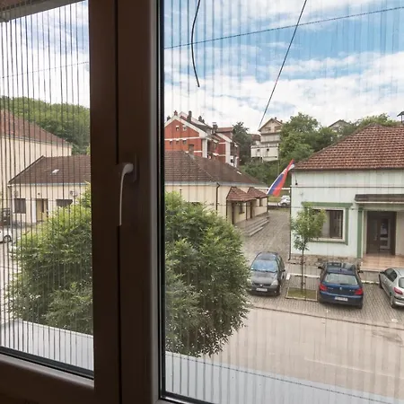 La Casa De Basta Bajina Basta